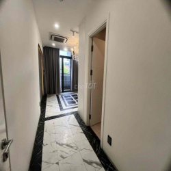 SIÊU PHẨM MẶT TIỀN NGUYỄN VĂN THỦ, Q1 – TÒA NHÀ HẦM 4 LẦU THANG MÁY, V