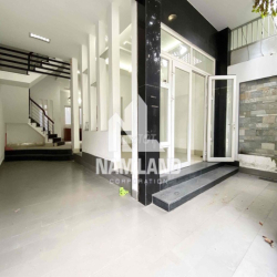 Siêu phẩm !! Biệt thự  (7x20m), 3 Lầu 4P chỉ 35tr, gara ô tô 