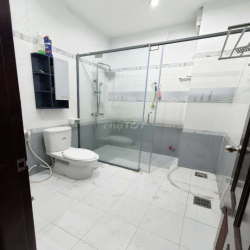 cho thuê biệt thự mini ngay sát vành đai trong 8*16m hai lầu 4pn