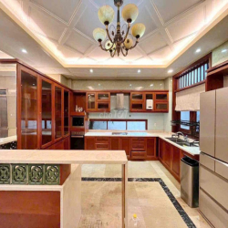 🚨VILLA SÂN VƯỜN HỒ BƠI! FULL NỘI THẤT! NGAY GẦN PHÚ MỸ HƯNG!