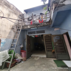 P  cửa sổ lâu 1 giáp nơ trang Long