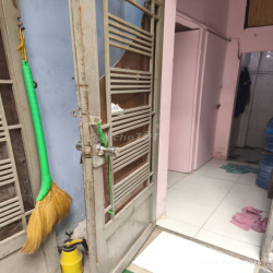 P  cửa sổ lâu 1 giáp nơ trang Long