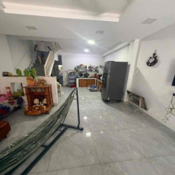 nhà thuê full nội thất 173 an dương vương an lạc BT DT 120m giá 12tr