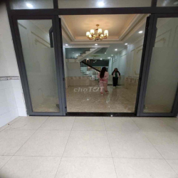 Mặt Tiền Đường Nội Bộ 12m 4x20m,3 Lầu 5PN,5WC. Lê Trọng Tấn