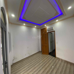 💟 Cho thuê nhà NC có 4 Máy lạnh 4pn 4wc hẻm 549// lê Văn thọ p14