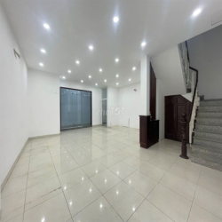 Cho thuê Villa đường Nhánh Trần Não 8x25m. Hầm 4 lầu-Gía 60tr/tháng