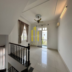BIỆT THỰ THẢO ĐIỀN 40 TRIỆU - 2 LẦU - KHU YÊN TĨNH