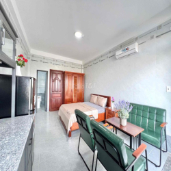 PHAN HUY ICH BAN CÔNG CHỈ 5x | GẦN EMART