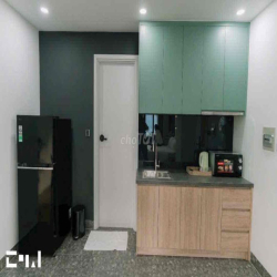 CHO THUÊ CĂN HỘ DỊCH VỤ FULL NỘI THẤT CỬA SỔ LỚN ĐÓN ÁNH SÁNG TỰ NHIÊN