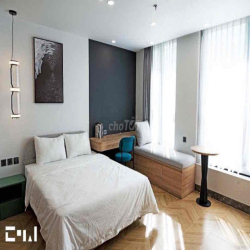 CHO THUÊ CĂN HỘ DỊCH VỤ FULL NỘI THẤT CỬA SỔ LỚN ĐÓN ÁNH SÁNG TỰ NHIÊN