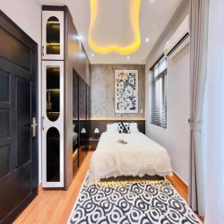 Siêu Phẩm Ô Tô Ngủ Nhà 4PN.5WC Full Nội Thất 1122 Quang Trung 20tr