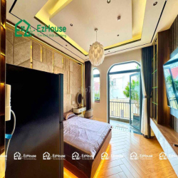 PHÒNG BAN CÔNG TRONG NHÀ NGUYÊN CĂN