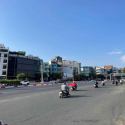 CHO THUÊ TOÀ NHÀ MẶT TIỀN – VỊ TRÍ CỰC ĐẸP CỰC HIẾM DTSD:740m2 6Tầng