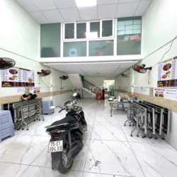 Mặt Tiền Kinh Doanh TÂN QUÝ, 4 x 18m, 1 Lửng, 2 Phòng Ngủ, 2 WC