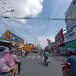 Mặt Tiền Kinh Doanh TÂN QUÝ, 4 x 18m, 1 Lửng, 2 Phòng Ngủ, 2 WC