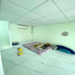 Mặt Tiền Kinh Doanh TÂN QUÝ, 4 x 18m, 1 Lửng, 2 Phòng Ngủ, 2 WC