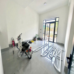CHO THUÊ CĂN HỘ STUDIO CÓ BAN CÔNG ĐƯỜNG TÔ NGỌC VÂN PHƯỜNG 2