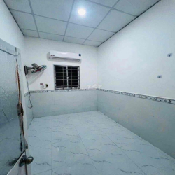 🟣🟣🟣🟣 NHÀ HẺM 115 PHẠM HỮU LẦU CÓ SÂN GIÁ 6.5 Ở LIỀN 🟣🟣🟣🟣🟣