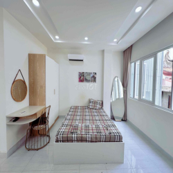 PHÒNG STUDIO - CỬA SỔ LỚN - CỬA VÂN TAY - GIỜ TỰ DO - ĐẦY ĐỦ NỘI THẤT