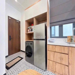 Trống lại căn hộ 45m2 ban công full nội thất gần vòng xoay dân chủ