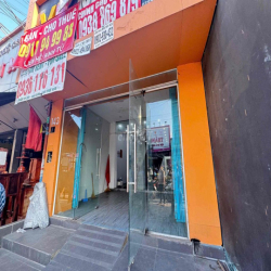 CHO THUÊ MẶT BẰNG RỘNG 125m2 CÓ 2PN NGAY MẶT TIỀN NGUYỄN THỊ THẬP, Q7