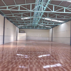 Cho thuê Kho 300m2 sát KCN Vĩnh Lộc, Q Bình Tân. DT: 10x30m. Giá 32tr