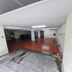 Nhà biệt thự  Hoàng Quốc Việt - KĐT Nam Cường. Dt 220m2 x 4 tầng 1 hầm