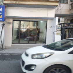 Cho thuê cửa hàng 14m² mặt phố Hồ Đắc Di