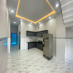 Chính chủ cho thuê nhà góc 2MT 40B Bàu Cát 1 P.14 Q.Tân Bình