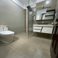 Chính chủ cho thuê nhà góc 2MT 40B Bàu Cát 1 P.14 Q.Tân Bình