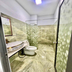 Cho Thuê Mặt Tiền Tỉnh Lộ 10 - 4,5x35 nhà mới đẹp