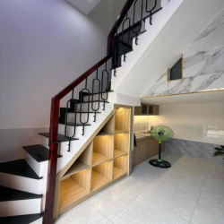 BÁN NHÀ GIÁ TỐT GẦN KHU CÔNG NGHIỆP TÂN ĐỨC – FULL NỘI THẤT – DỌN VÀO