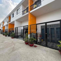 BÁN NHÀ GIÁ TỐT GẦN KHU CÔNG NGHIỆP TÂN ĐỨC – FULL NỘI THẤT – DỌN VÀO