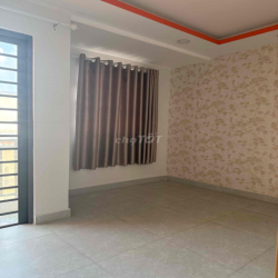 BÁN NHÀ GIÁ TỐT GẦN KHU CÔNG NGHIỆP TÂN ĐỨC – FULL NỘI THẤT – DỌN VÀO