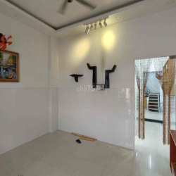 NHÀ MỚI CÓ NỘI THẤT 5*13m 1LỬNG 2PN 1WC GẦN CHỢ PHẠM VĂN BẠCH