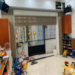 NHÀ MỚI CÓ NỘI THẤT 5*13m 1LỬNG 2PN 1WC GẦN CHỢ PHẠM VĂN BẠCH