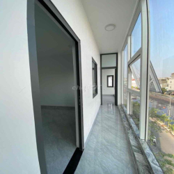 Cho Thuê Tòa Nhà Mới Xây- Mặt Tiền Phạm Huy Thông P7 -- Gần Chợ Căn Cứ