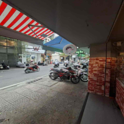 Cho thuê MT quận 4, đường số 45 ngang 4,2m. Giá chỉ 11tr