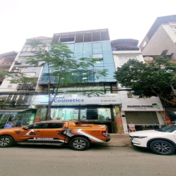 Cho thuê văn phòng 25m2 tại Lạc Long Quân,Tây Hồ( Gần chợ Bưởi,Hồ Tây)