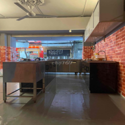 Cho thuê MT quận 4, đường số 45 ngang 4,2m. Giá chỉ 11tr