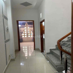 cho thuê nhà nguyên căn 4 tầng lầu