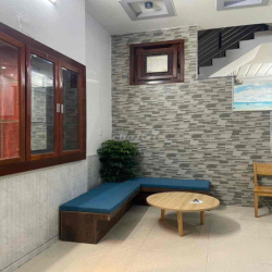 cho thuê nhà nguyên căn 4 tầng lầu