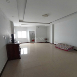 Cho Thuê MT Đoàn Giỏi : 4,5 x 23 M Đúc 1 trệt , 2 lầu : 5 PN , 4 WC