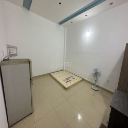Phòng gần Ung Văn Khiêm-XVNT, full nội thất, gần Hutech, GTVT