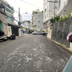 Cho thuê phòng chính chủ  QPN 30m2 giá 5tr5