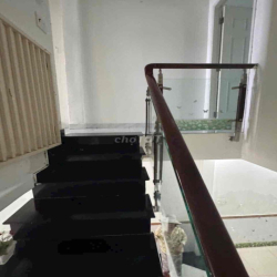 nhà cho thuê phan văn trị p10 2pn