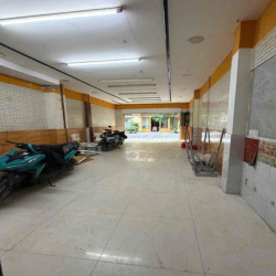 MẶT BẰNG KINH DOANH.