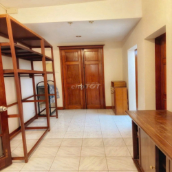 Cho hộ gia đình thuê lâu dài, chỉ xách vali vào là ở luôn