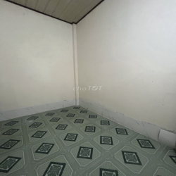 Nhà nguyên căn mặt tiền phạm văn đồng