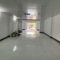 nhà 4×20 đường xe container.